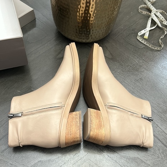 FRANCO SARTO FORTA ZIPPER SQUARE TOE ANKLE BOOTS - Picture 7 of 8